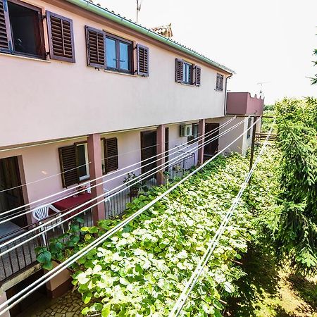 Apartments Ema プーラ エクステリア 写真